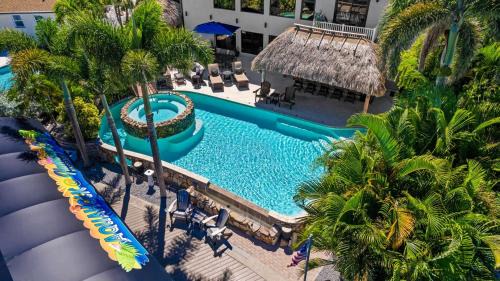 Whitney Beach House | Aquaholics