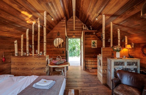Mettet House | AquaLodge