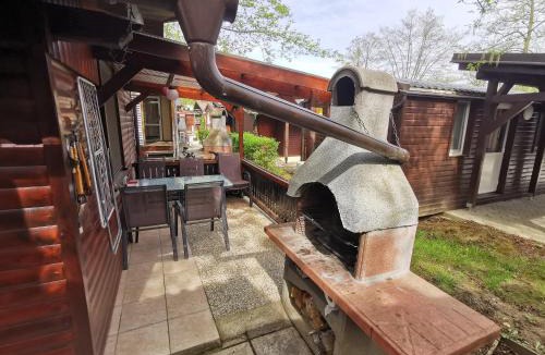 Podcetrtek House | Aqualuna Petrov brlog