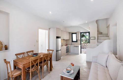 Spartochori Villa | Aquarius - Three Bedroom Villa, Sleeps 6