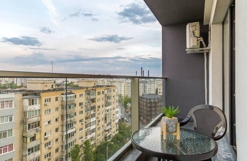 Sector 3 Apartment | Aquarius Upscale Flat in the Heart of Bucharest