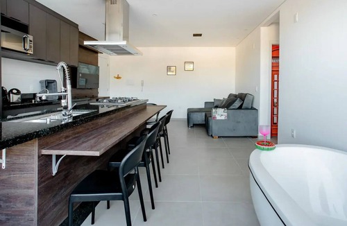 Ingleses do Rio Vermelho Apartment | Artistas Ingleses