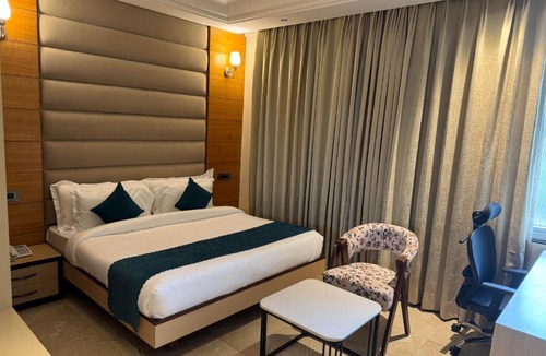 Panchkula Urban Estate Hotel | AR Plaza