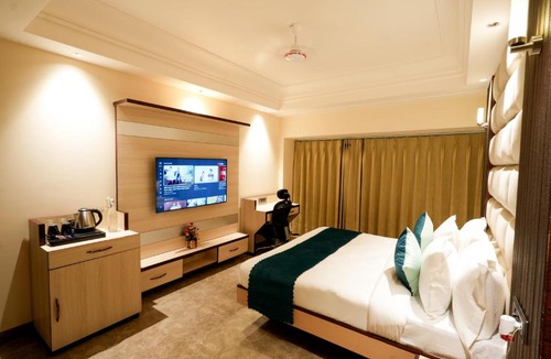 Panchkula Urban Estate Hotel | AR Plaza