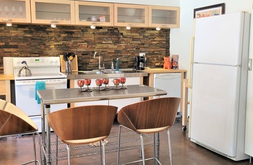 Encanto Condo | Ar`s Downtown Phoenix R & R A108