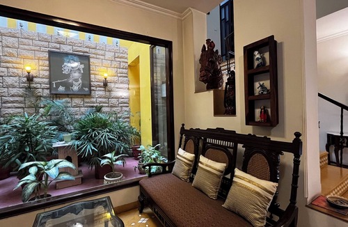 DLF Phase 3 House | Aradhay Villa- Charming 3 BR house with WiFi and AC in gorgeous Gurugram