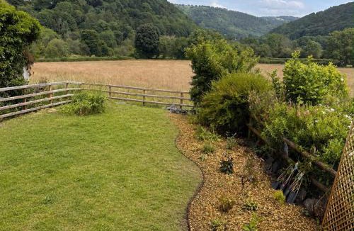 Glyn Ceiriog House | Araelfa
