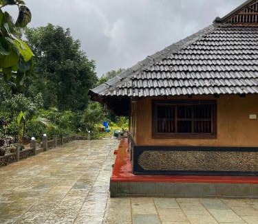 Thirunelly House | Aravanazhi tharavadu