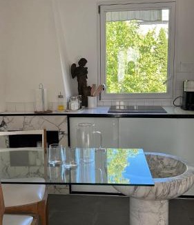 Crocetta-San Lazzaro-Modena Est Apartment | Arazzo Apartments