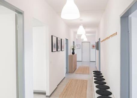 Wustermark Apartment | Arbio Monteurzimmer in Wustermark Parking included