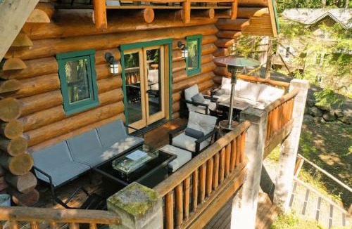 Glacier House | ArborMyst
