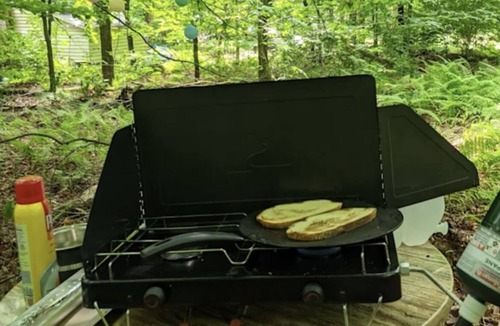 Harris RV Rental | Arcabuco -upper camp Taino Woods, 15 minutes to Bethel Woods Concerts, Casino,