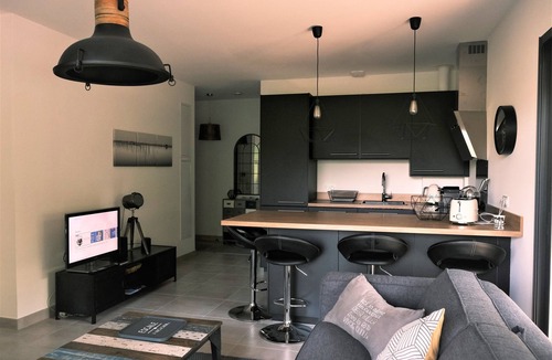 Arcachon Apartment | Arcachon premium apt 1 min walk from the beach - Large Terrace - Private parking