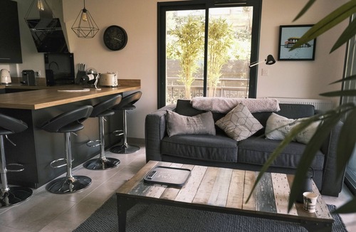 Arcachon Apartment | Arcachon premium apt 1 min walk from the beach - Large Terrace - Private parking