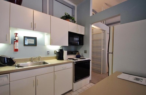 Chautauqua Apartment | Arcade 15