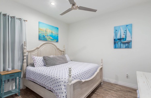 Arcadia Lite House | ARCADIA/BILTMORE - PRIVATE POOL- GREAT LOCATION- OPEN FLOOR PLAN -