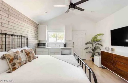 Rancho Ventura Cottage | Arcadia Cottage