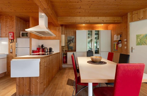 Saint-Jean-de-Sixt Apartment | Arcadia : Rez de jardin avec Jacuzzi et Vue Inoubliable
