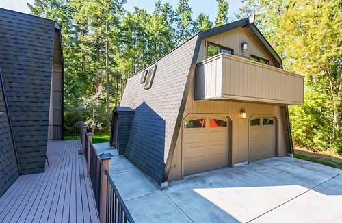 Sequim House | Arcadian Grove Studio Loft in the Woods