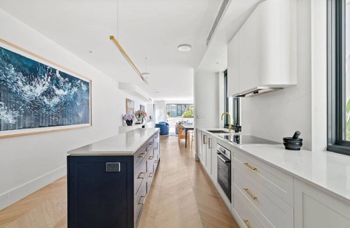 Annandale House | Architect-Designed 4BR Retreat with Pool