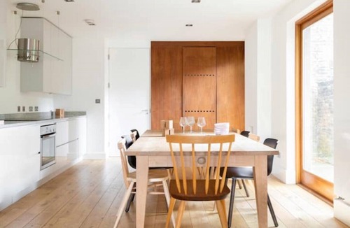 Dalgarno House | Architect Designed 4 bedroom house with parking