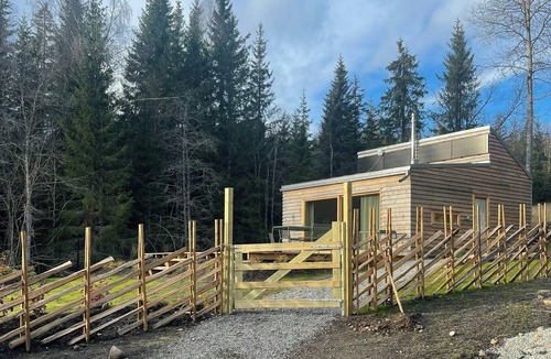 Hole Municipality House | Architect-designed cabin by lake with sauna