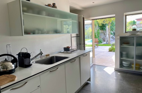 Uzes House | Architect-designed house with pool, exceptional view of Uzès, 350m town center