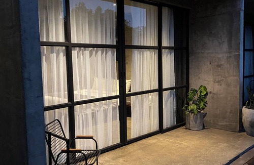 Ungasan Apartment | Architect-Designed Minimal Suite w/Pool Near Uluwatu