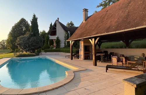 Hautefort House | Architect house at the foot of Castle Hautefort, exceptional view