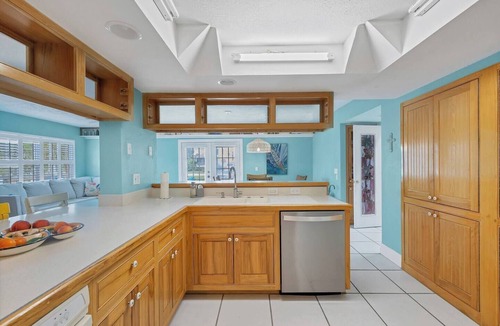 Grove City House | Architect's waterfront home is a fisherman's dream