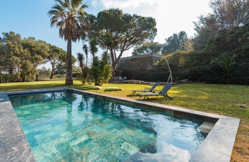 Cap Benat Villa | Architect villa, sea view, air-condition, heated pool, big garden, beach at 220m