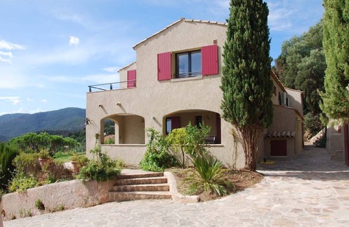 Le Rayol Villa | Architectural Villa Rayol, incredible view, pool, air conditioning, classified