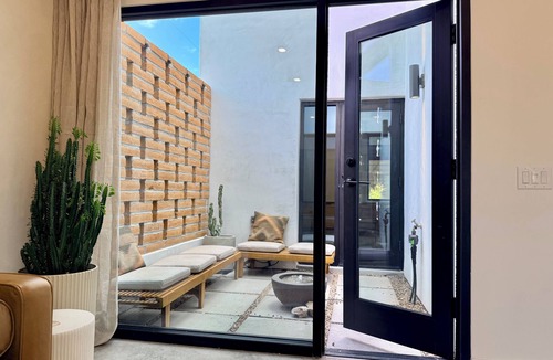 Barrio Historico House | Architectural Gem in Historic Viejo Walk to 5 Points, DT, Convention Pets OK
