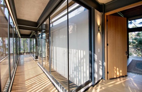Valle de Bravo House | Architectural glass masterpiece villa in Avandaro Forest