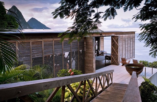Mamin Villa | Architectural masterpiece overlooking the Caribbean sea and Piton mountains