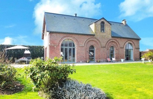 Sainte-Colombe House | Architectural villa near the coast, Sainte-Colombe