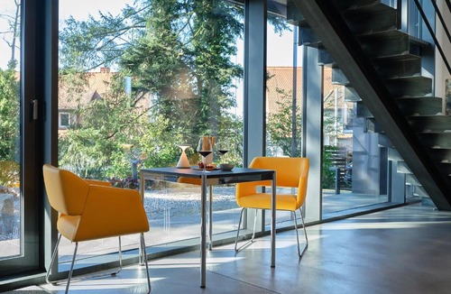 Erbach House | Architektenhaus Hello in Erbach mit High End Interieur zentral aber ruhig