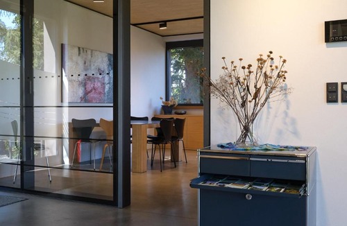 Erbach House | Architektenhaus Hello in Erbach mit High End Interieur zentral aber ruhig