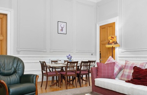 Dundee Apartment | Archways - 2 bed spacious apartment