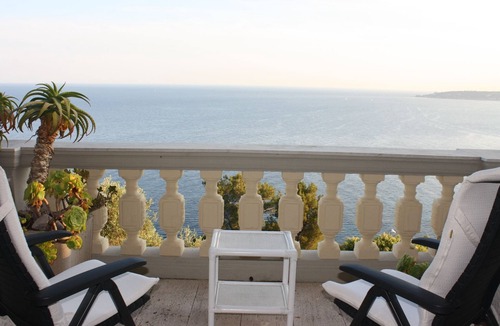 Ventimiglia House | Arcomarino - apartment in a prestigious historic villa