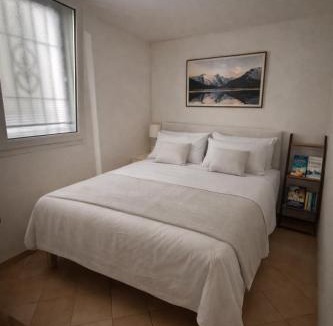 Montesiro House | Arcore Relax Suite