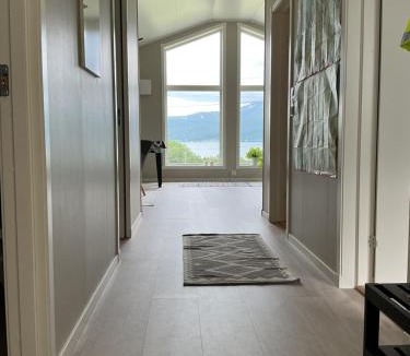 Lenvik Apartment | Arctic Comfort Senja