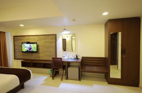 Kaloor Hotel | Arctic Hotel