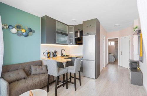 Santiago del Teide Apartment | Arenas Negras Playa La Arena, Newly Renovated