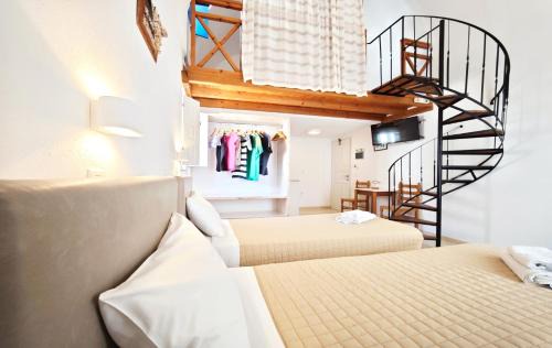 Perissa Apartment | Aretousa Villas