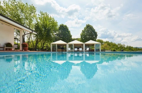 Arezzo Villa | Arezzo villa Summary: