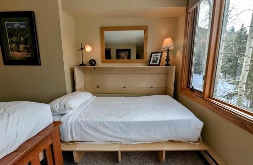 Lakeside Village Apartment | Argentine 1507 by SummitCove Lodging in Colorado