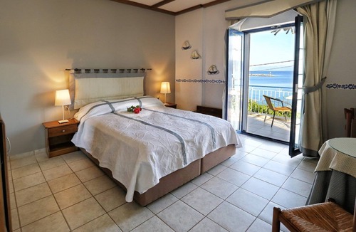 Agii Apostoli Hotel | Argo Rooms & Studios