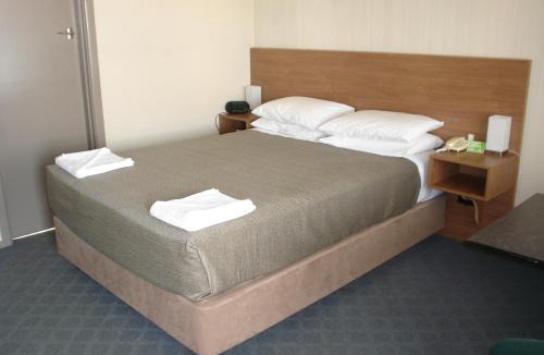 East Devonport Hotel | Argosy Motor Inn