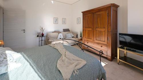 Asti Apartment | Ari'stay - Panoramic in Piazza Alfieri -2BR